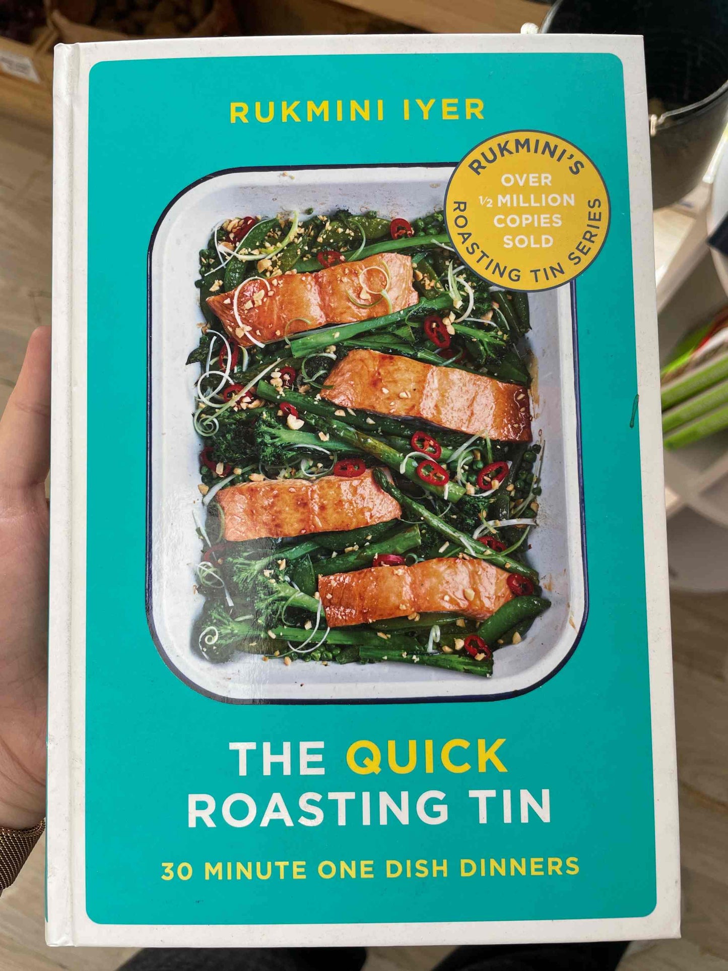 The Quick Roasting Tin cookbook cover featuring one-dish dinners.