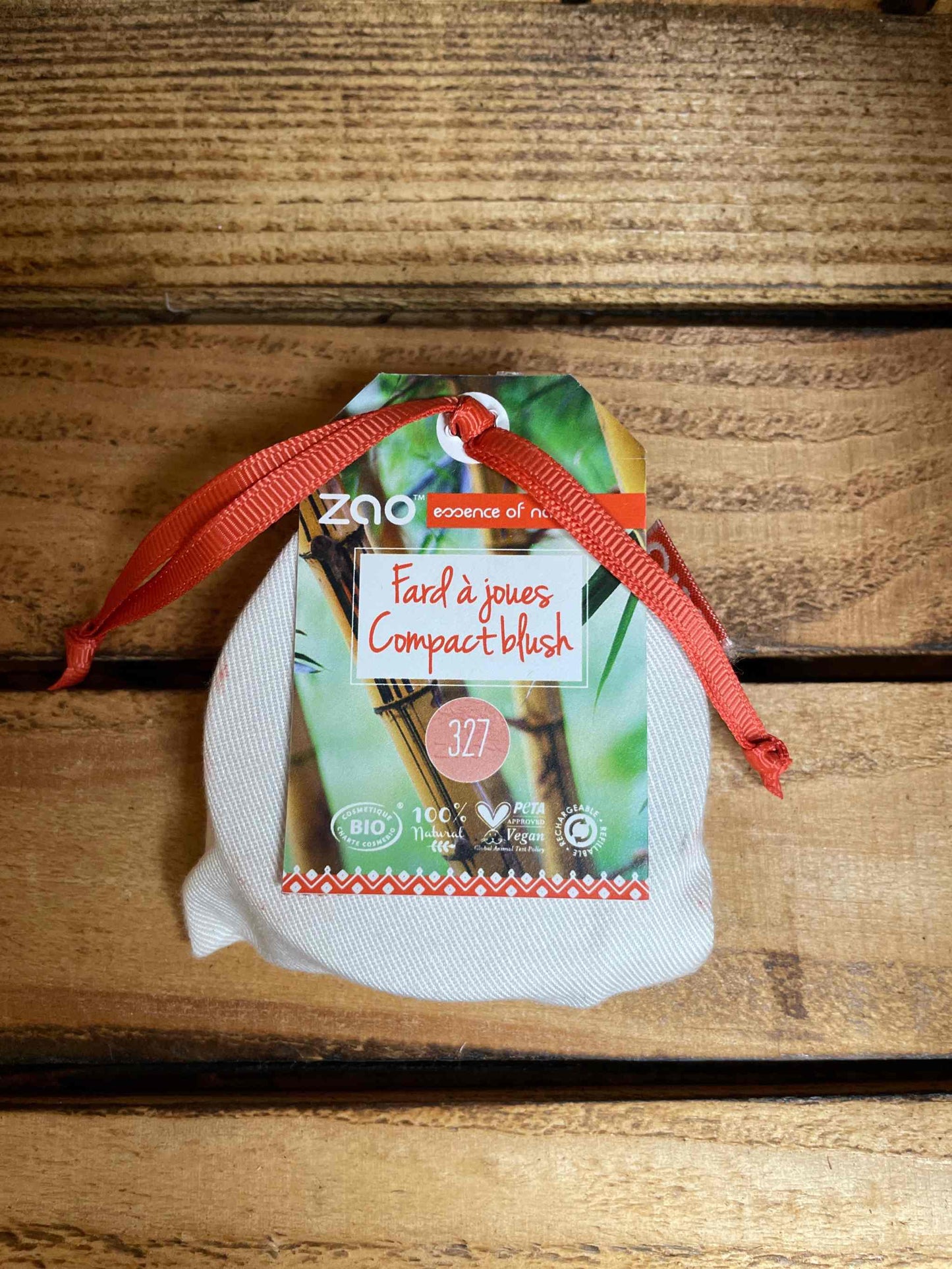 Compact blush 310 refill with vibrant pigmentation for a radiant glow, eco-friendly packaging.