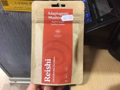 Reishi Extract package for wellness, immunity boost, stress relief, and anti-aging benefits.