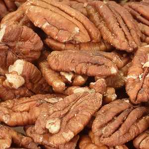 Pecan halves (100g) - premium, fresh selection ideal for snacking and baking.