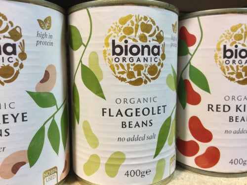 Biona flageolet beans organic can label with high protein notation.