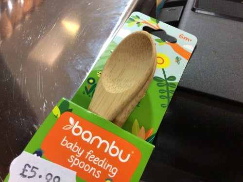 Bambu Baby feeding spoons made from organic bamboo displayed in Eco-friendly packaging.