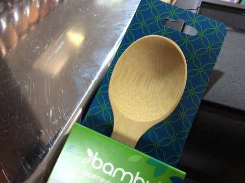 Bambu Long Handled Trail Spoon made from 100% organic bamboo, eco-friendly utensil for outdoor dining.