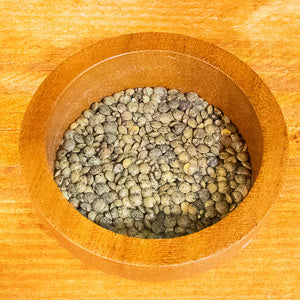 Dark speckled lentils (100g)