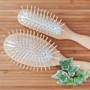 Hair brush by ecoLiving