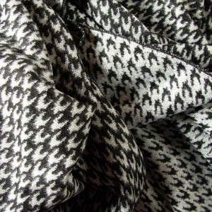 Scarf black and white houndstooth